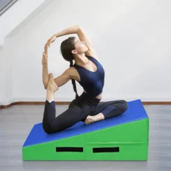 Costway Incline Gymnastics Mat Wedge Ramp Fitness Skill Tumbling Exercise Mat W/ Handles -Costway GUEST 8921844a 21b9 4134 a784 917af1a512b3